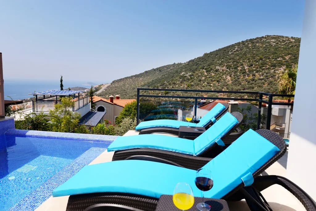 Kaş Kalkan'da Doğa ve Deniz Manzaralı, Özel Havuzlu, Merkezi Villa görsel 2