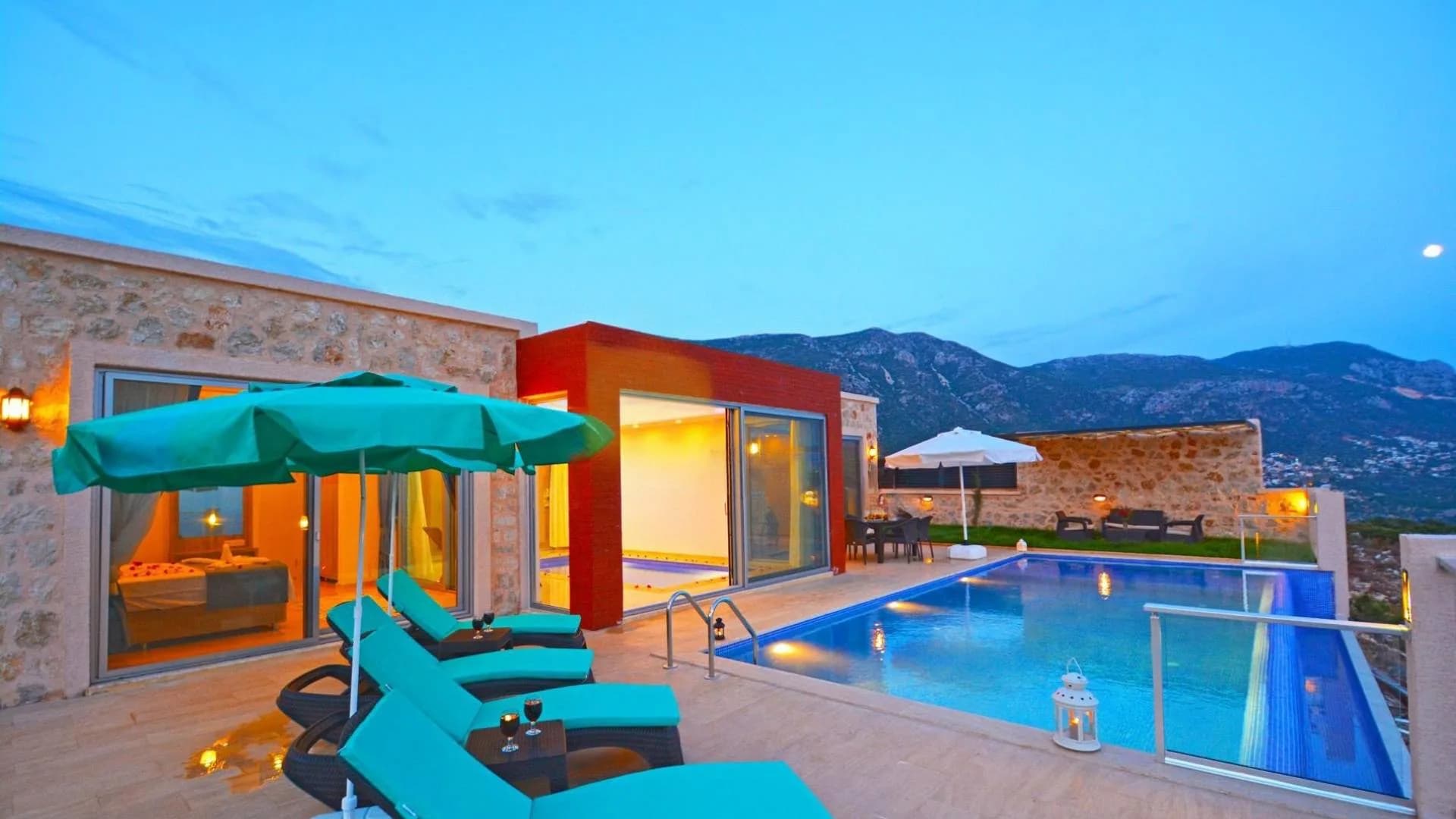 Kaş Kalkan'da Büyüleyici Deniz Manzaralı, Özel Havuzlu, Hamamlı Villa görsel 2