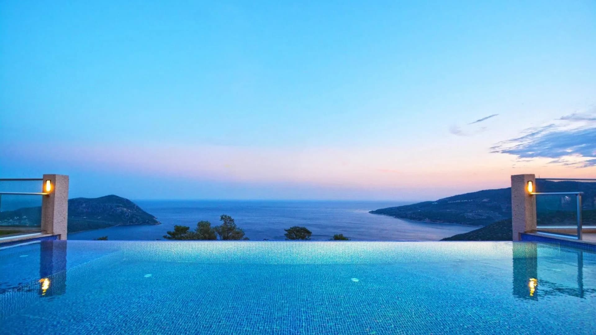 Kaş Kalkan'da Büyüleyici Deniz Manzaralı, Özel Havuzlu, Hamamlı Villa görsel 3