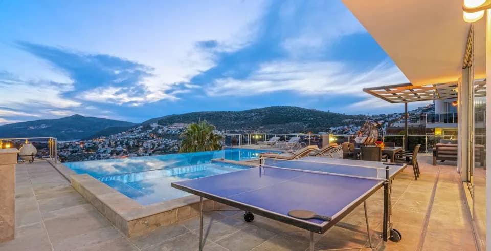 Kaş Kalkan'da Şahane Deniz Manzaralı, Özel Havuzlu, Estetik Villa görsel 3