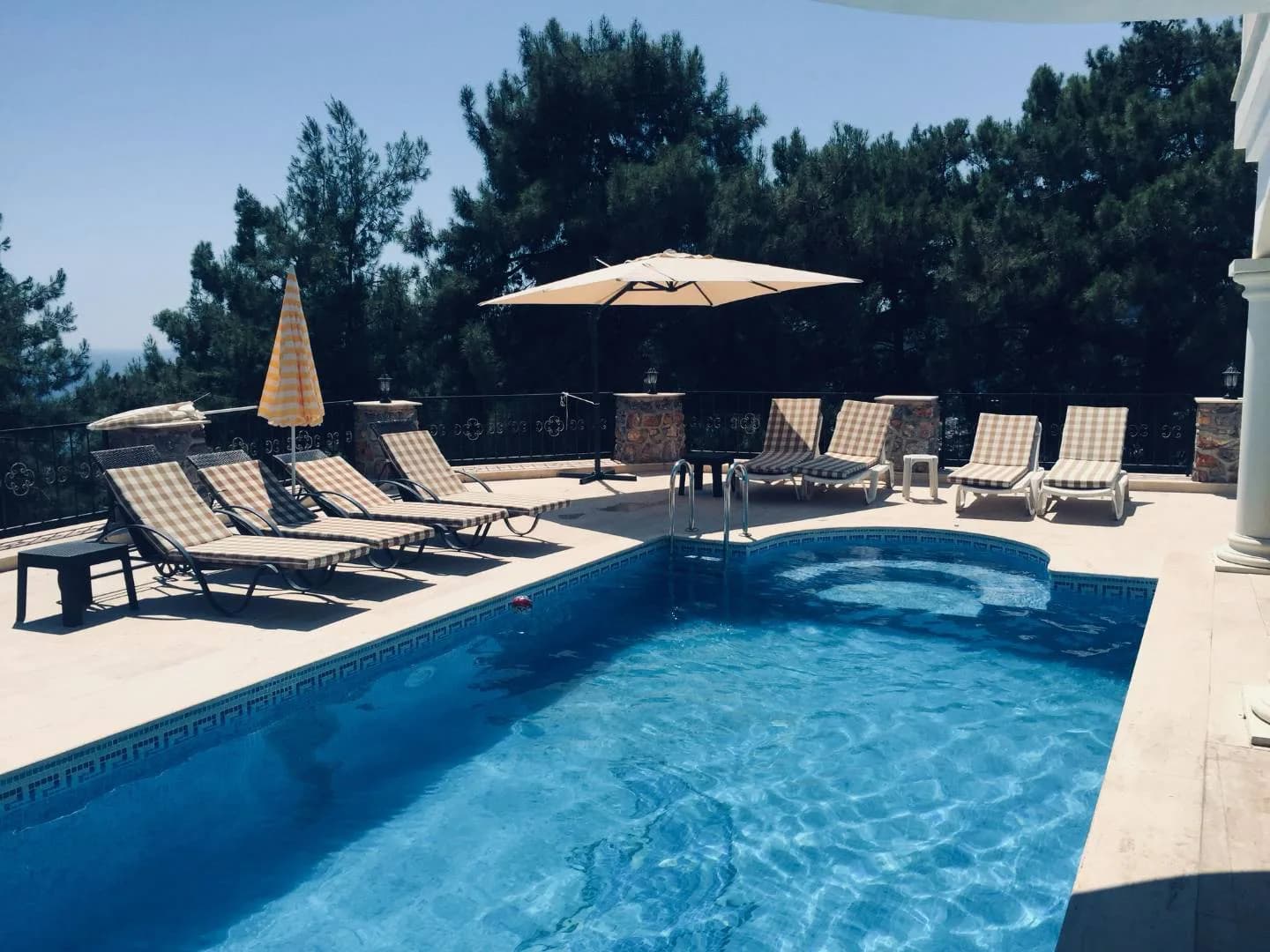 Alanya Bektaş'da Merkezi Konumda, Özel Havuzlu, 8 Kişilik Villa görsel 2