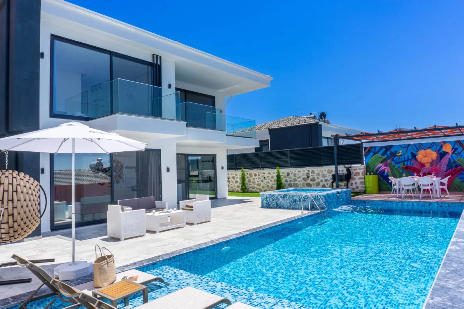 Kaş Yeşilköy'de Balayı Çiftlerine Uygun, Özel Havuzlu, Lüks Villa görsel 1