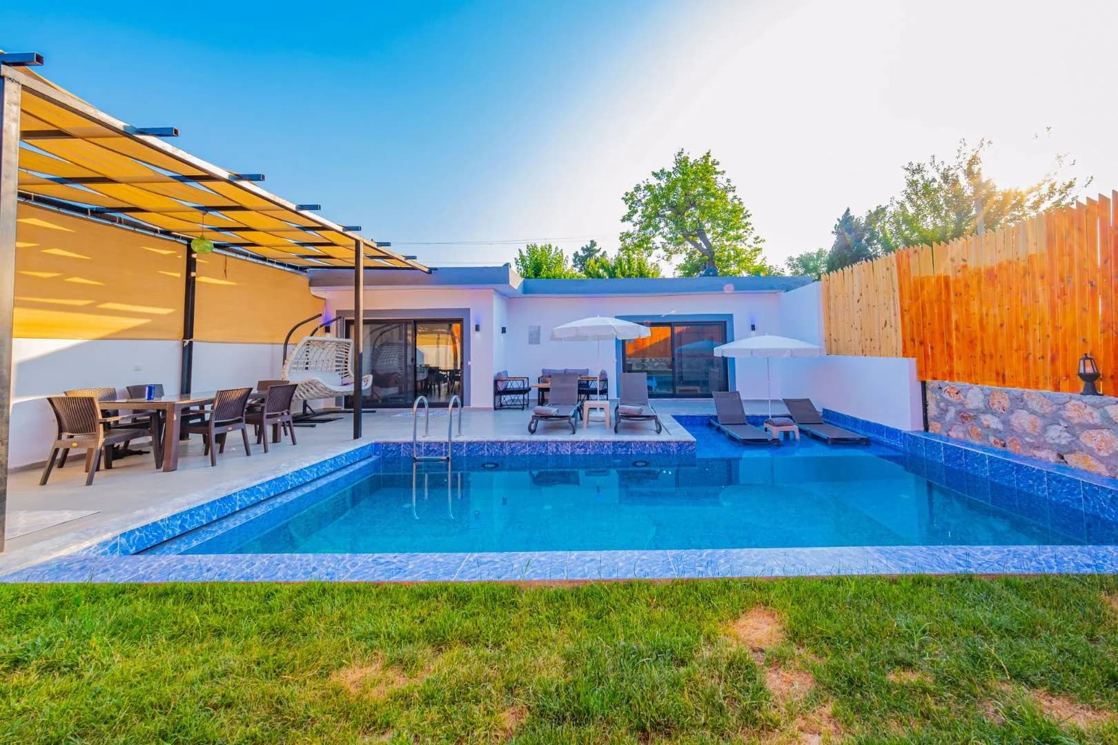 Kaş Yeşilköy'de Yeşillikler İçerisinde, Özel Havuzlu, Jakuzili Villa görsel 1