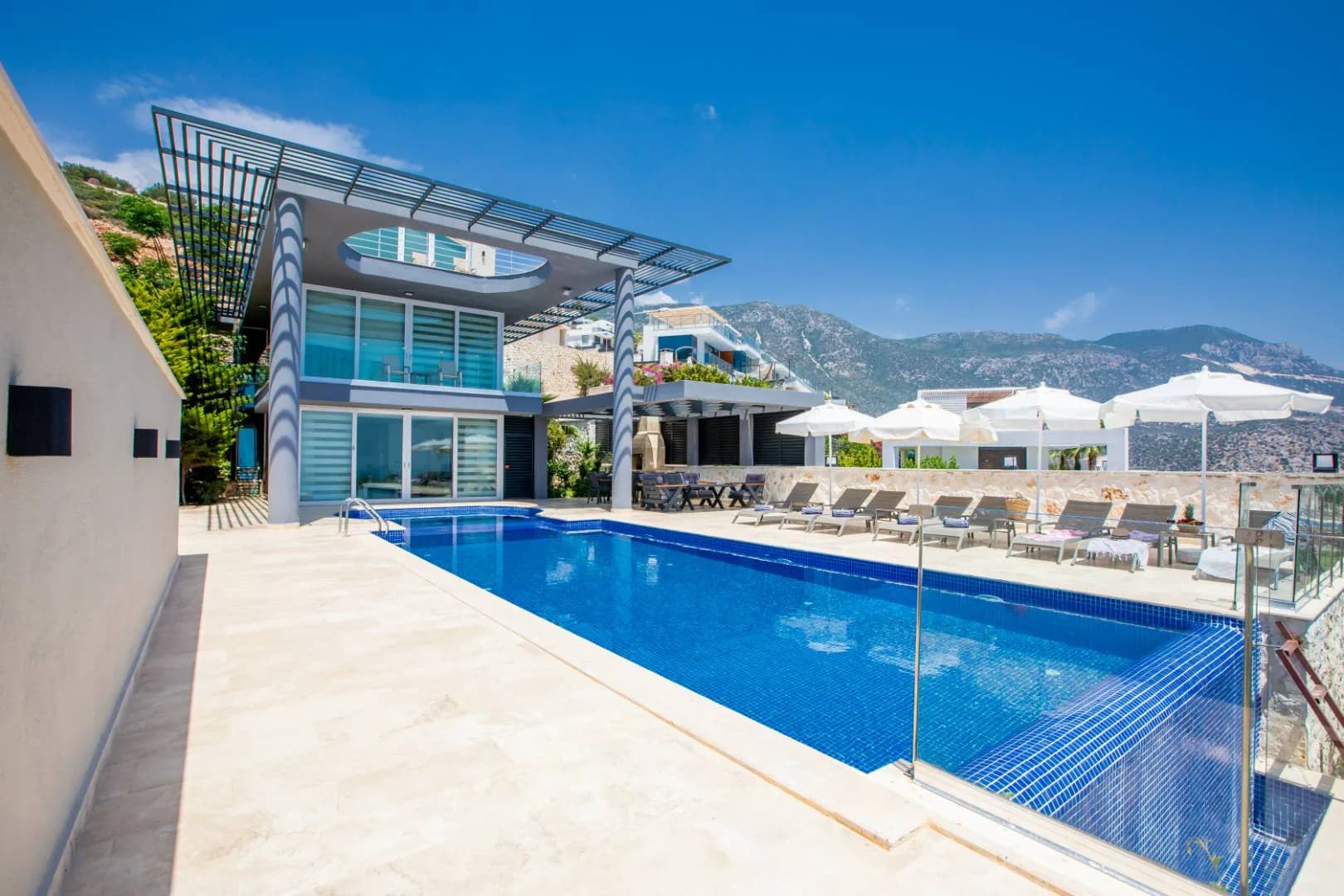 Kaş Kalkan'da İhtişamlı Deniz Manzaralı, Özel Havuzlu, Lüks Villa görsel 1