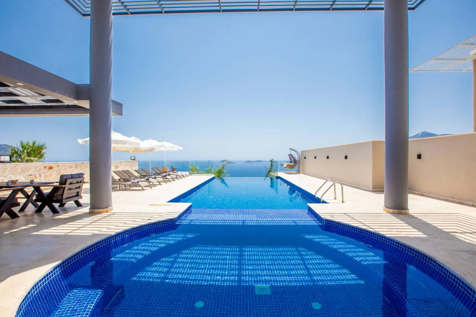 Kaş Kalkan'da İhtişamlı Deniz Manzaralı, Özel Havuzlu, Lüks Villa görsel 2
