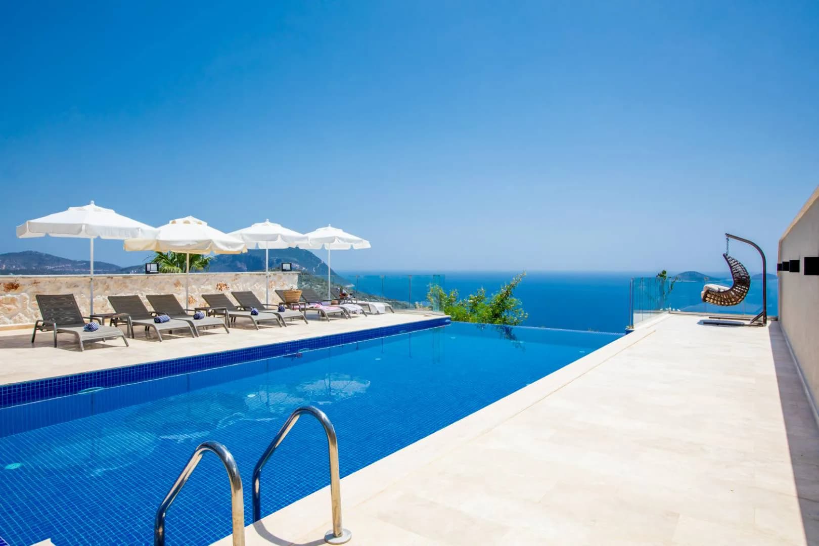 Kaş Kalkan'da İhtişamlı Deniz Manzaralı, Özel Havuzlu, Lüks Villa görsel 3