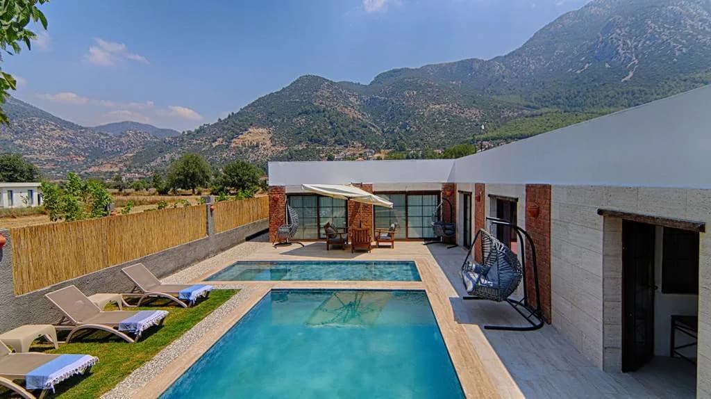 Fethiye Yeşilüzümlü'de Sakin Konumda, Özel Havuzlu, Lüks Villa görsel 2