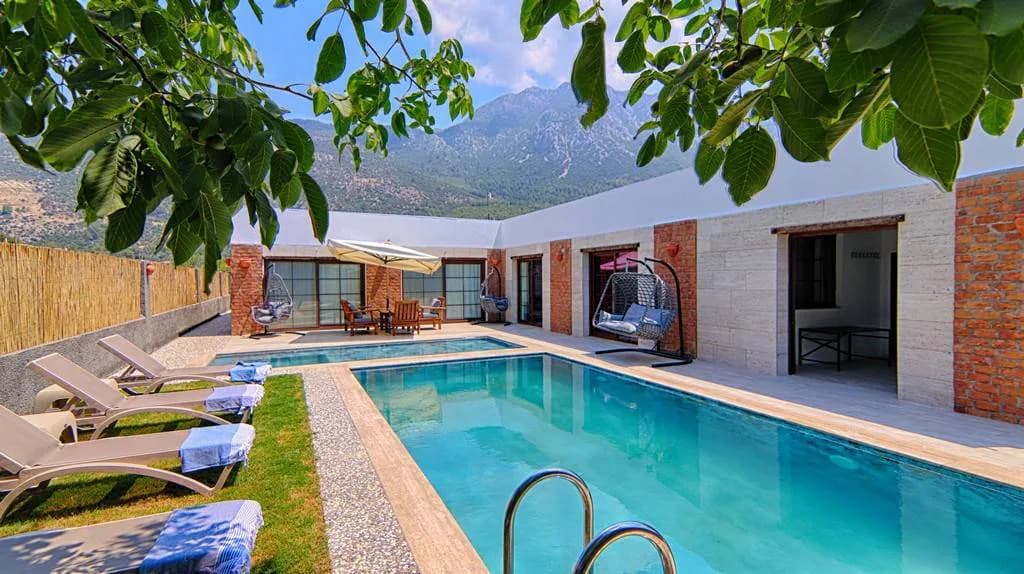 Fethiye Yeşilüzümlü'de Sakin Konumda, Özel Havuzlu, Lüks Villa görsel 3