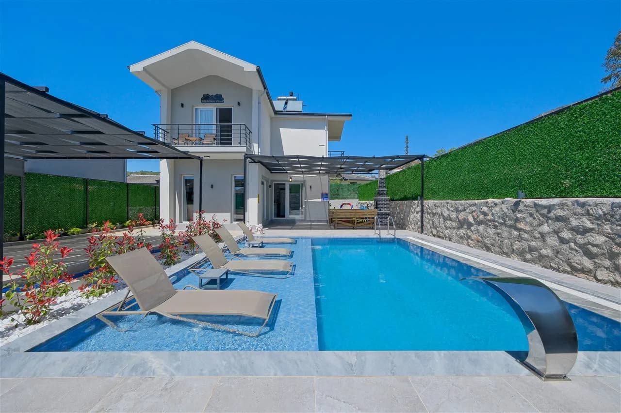 Fethiye Ölüdeniz'de Merkeze Yakın, Özel Havuzlu, 2+1 Kiralık Villa görsel 2