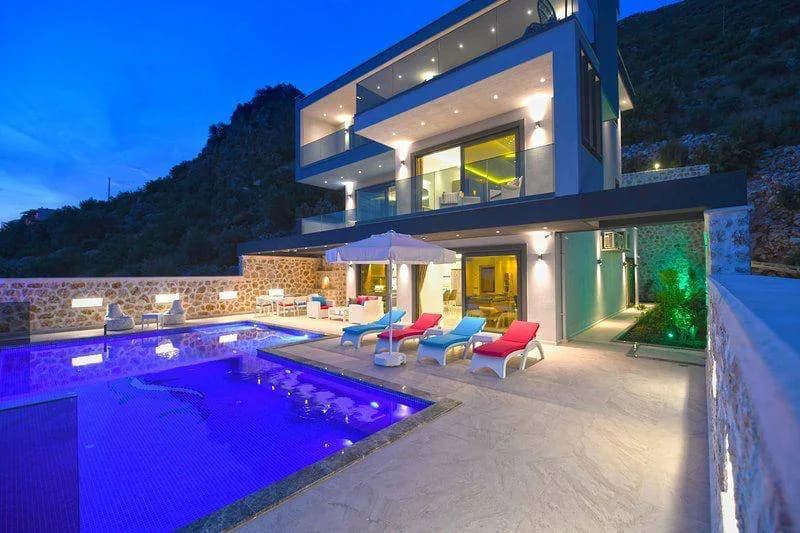 Kaş Bezirgan'da Muhteşem Deniz Manzaralı, Sonsuzluk Havuzlu, 3+1 Villa görsel 3