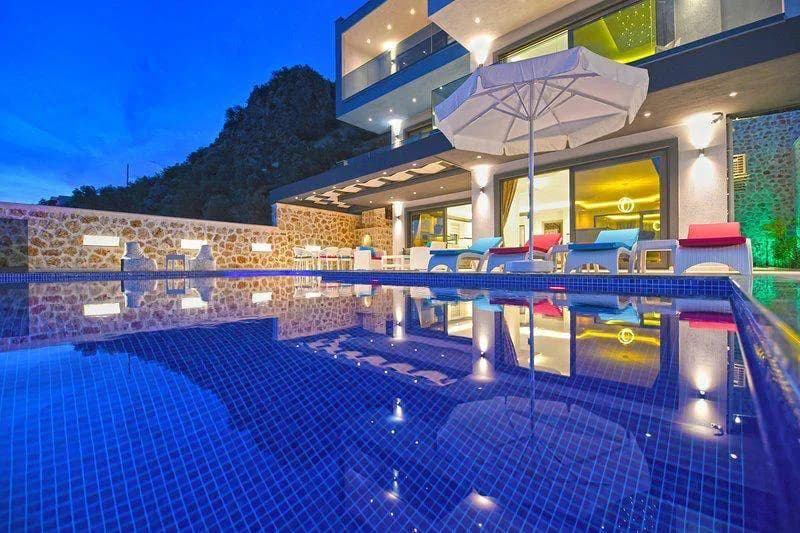 Kaş Bezirgan'da Muhteşem Deniz Manzaralı, Sonsuzluk Havuzlu, 3+1 Villa görsel 2