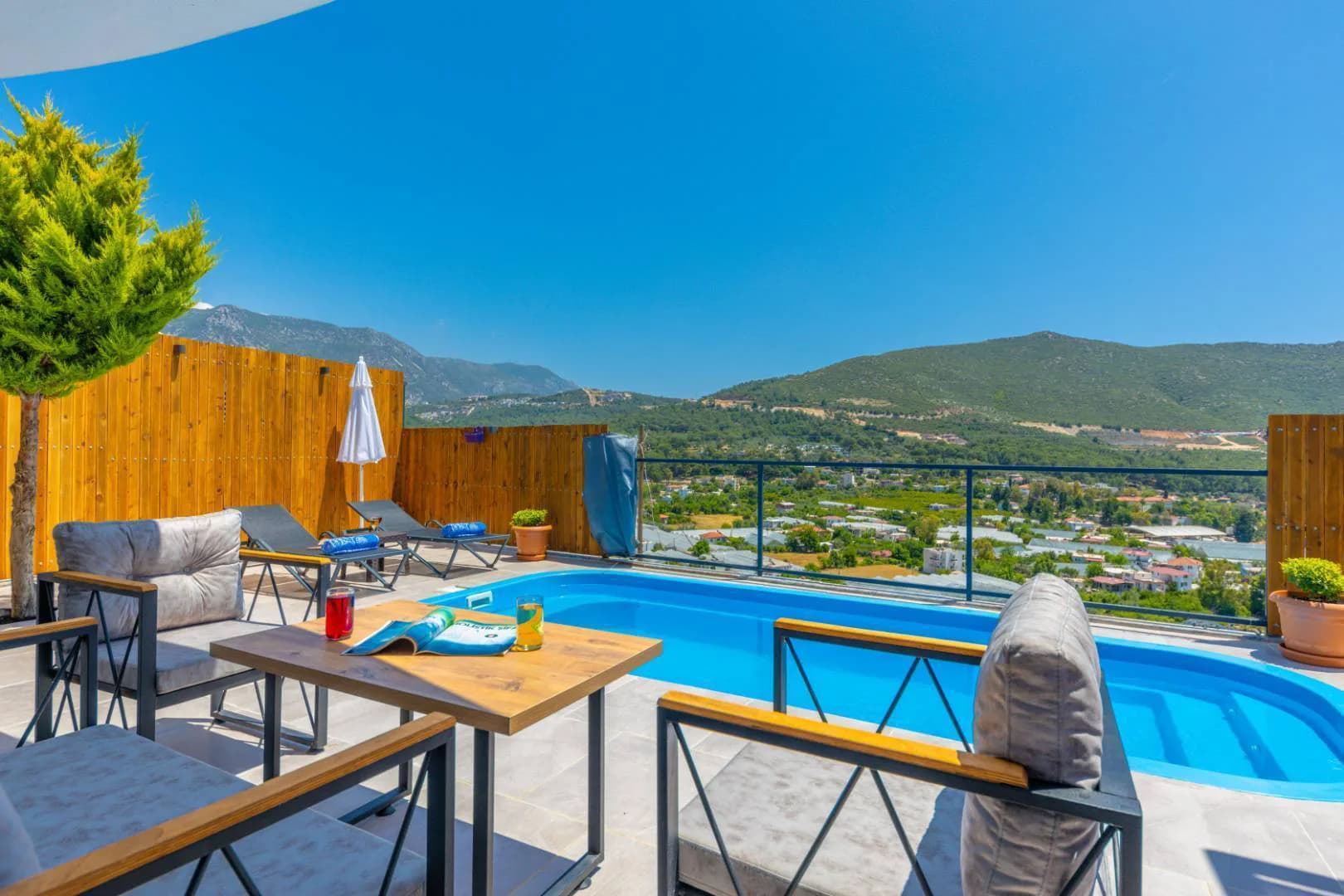 Kalkan Yeşilköy'de Doğa İçerisinde, Özel Havuzlu, Balayı Villası görsel 3