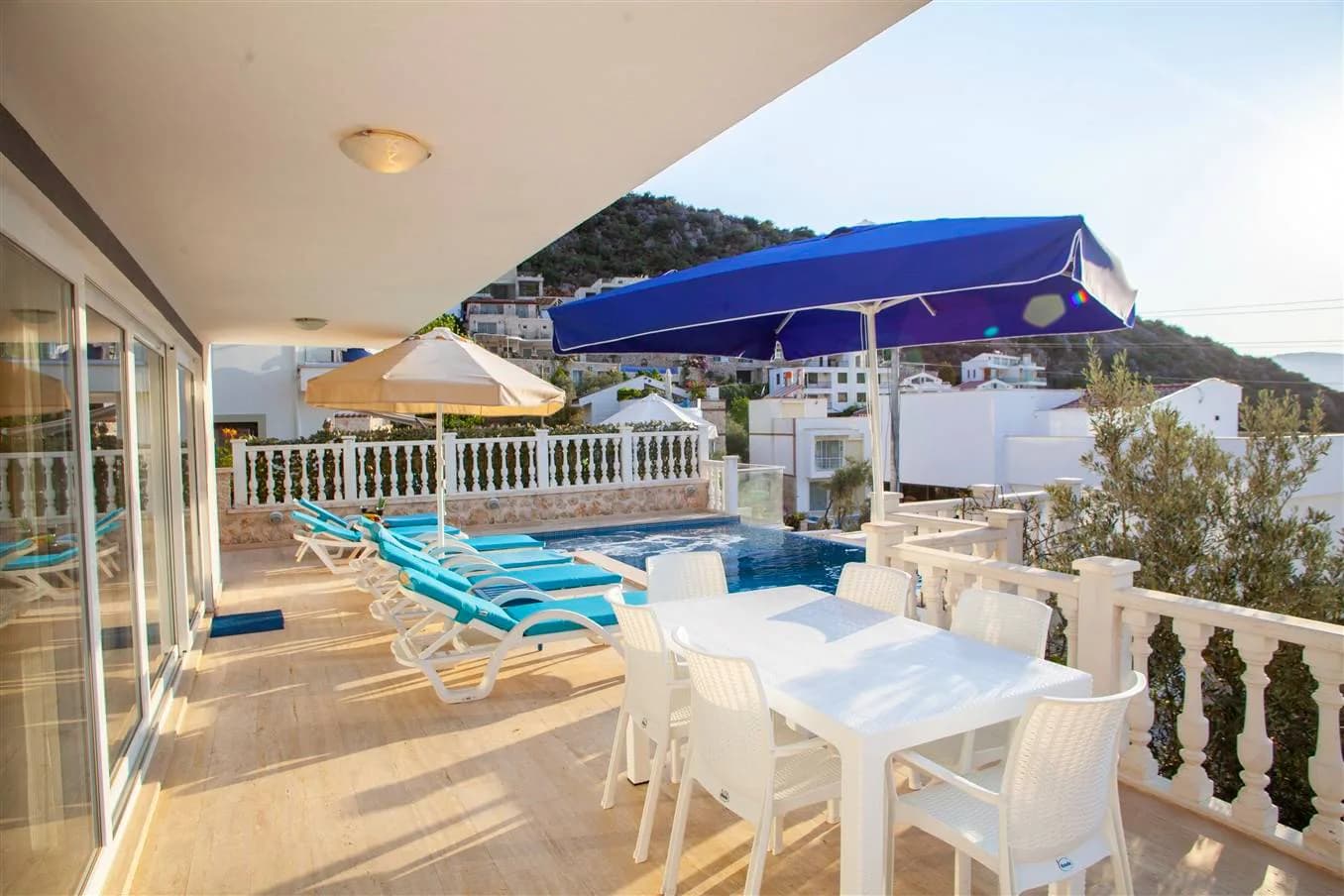 Kaş Kalkan'da Enfes Manzaraya Sahip, Özel Havuzlu, Kiralık Villa görsel 3
