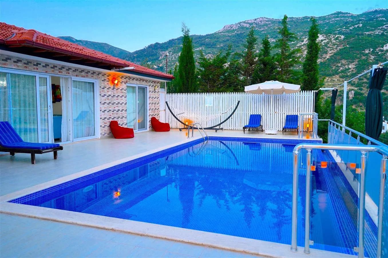 Kaş İslamlar'da Büyüleyici Doğa İçerisinde, Özel Havuzlu, Lüks Villa görsel 1
