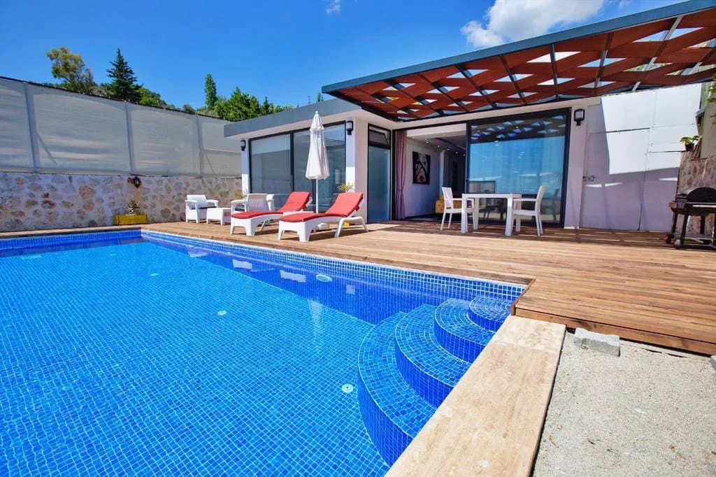Kaş İslamlar'da Harika Deniz Manzaralı, Özel Havuzlu, Jakuzili Villa görsel 3