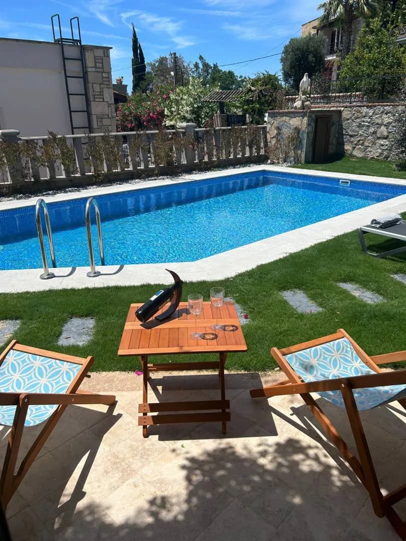 Bodrum Kumbahçe'de Merkezi Konumda, Özel Havuzlu, Lüks Villa görsel 3