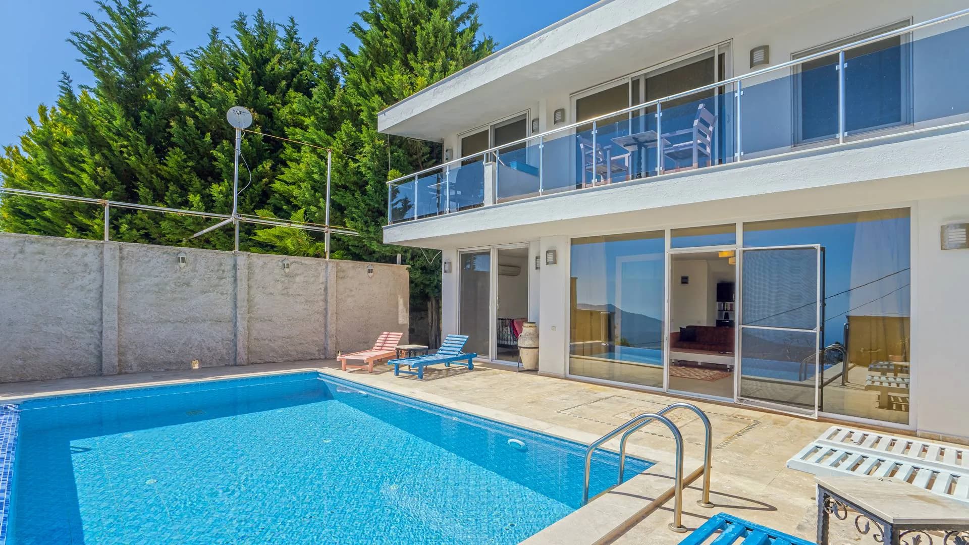 Kaş İslamlar'da Muhteşem Manzaralı, Özel Havuzlu, Konforlu Villa görsel 3