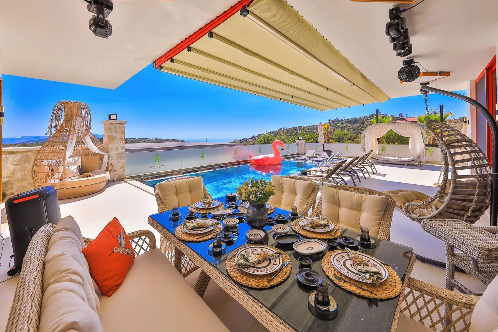 Kaş Gökçeören'de Deniz Manzaralı, Özel Havuzlu, Lüks Tasarımlı Villa görsel 3