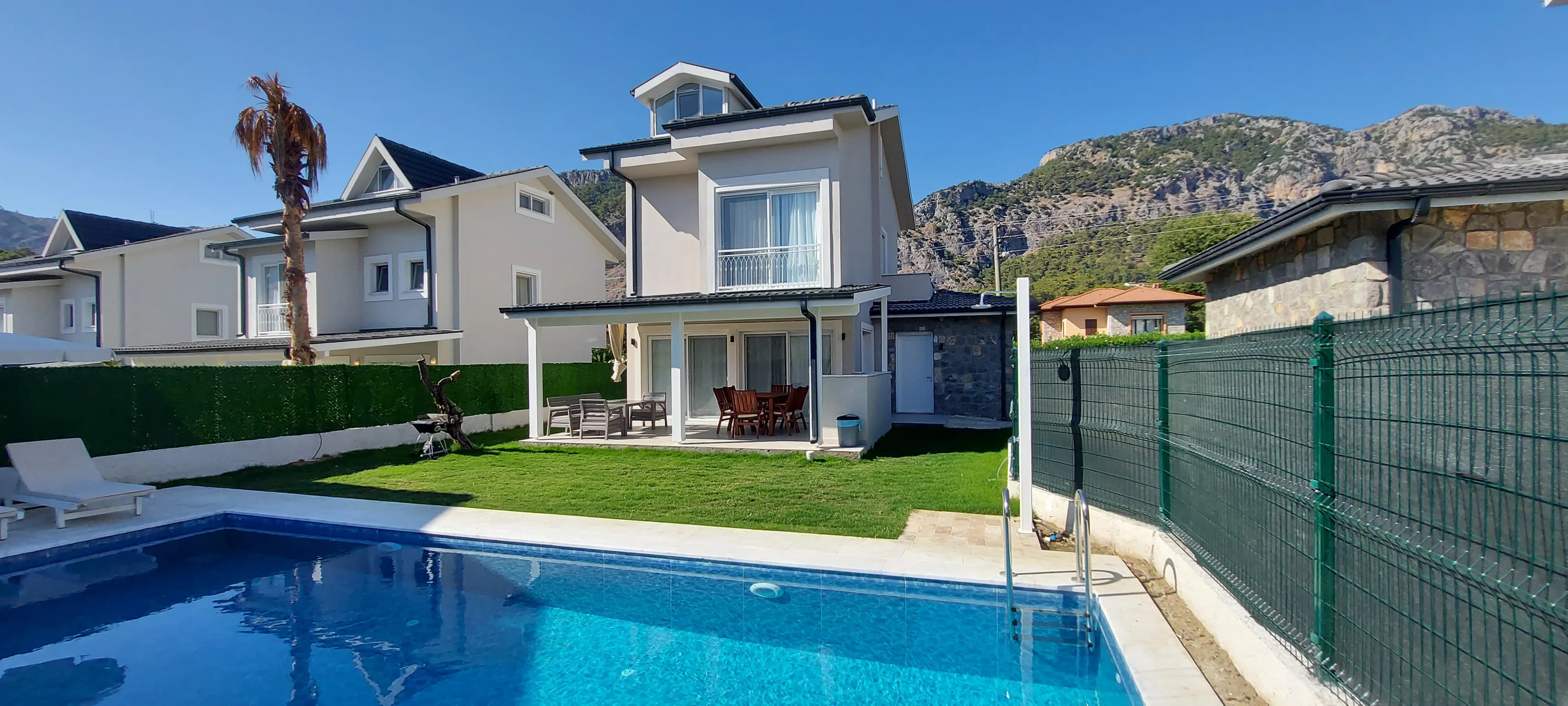 Fethiye Göcek'te Kalabalık Ailelere Uygun, Özel Havuzlu Kiralık Villa görsel 1