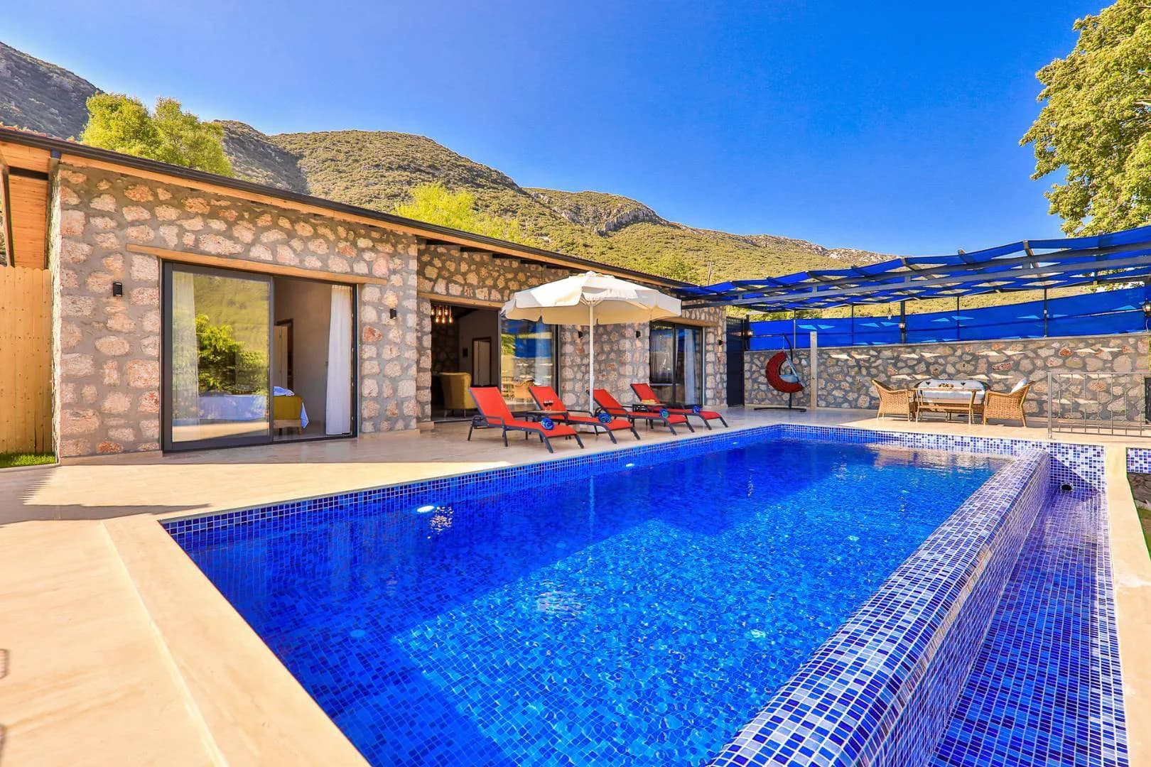 Kaş Hacıoğlan'da Muhteşem Doğa İçerisinde, Özel Havuzlu, Bahçeli Villa görsel 3