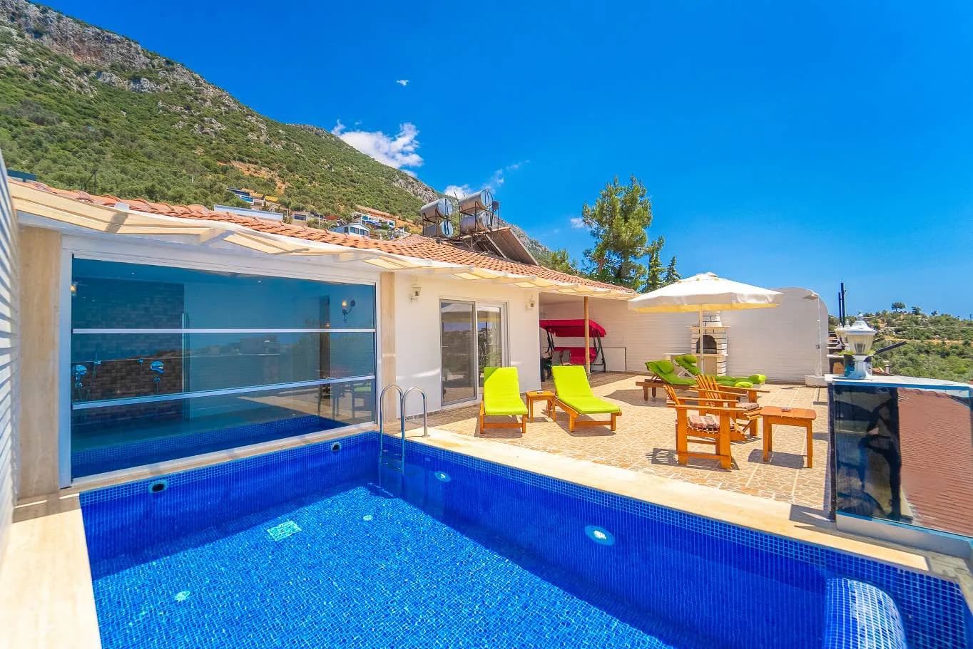 Kaş Bezirgan'da Sakin Konumda, Özel Havuzlu, 4 Kişilik Villa görsel 1