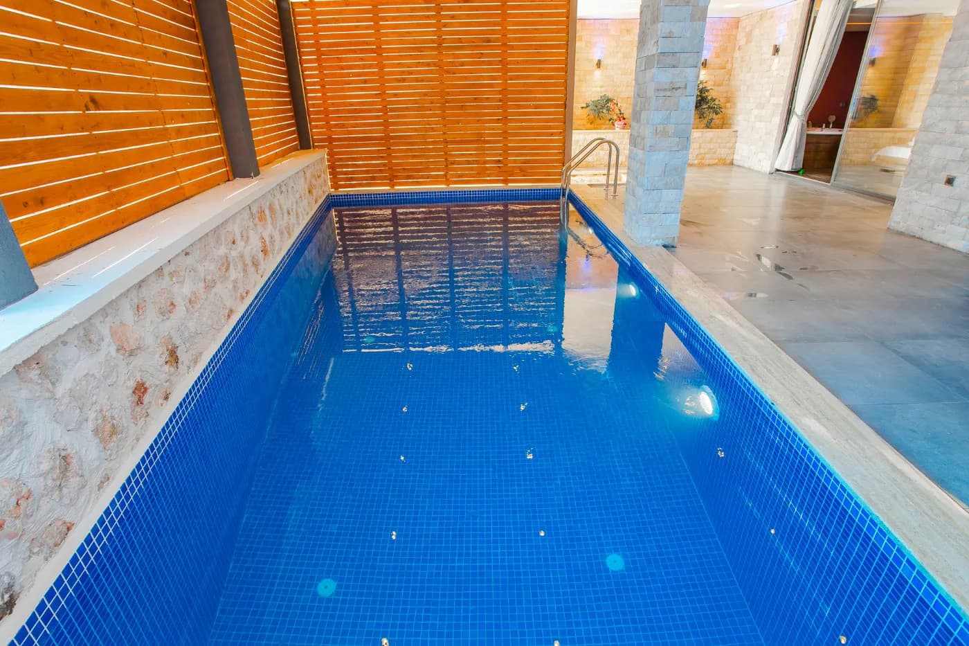 Kaş Kalkan'da Enfes Deniz Manzaralı, Özel Havuzlu, Jakuzili Villa görsel 2