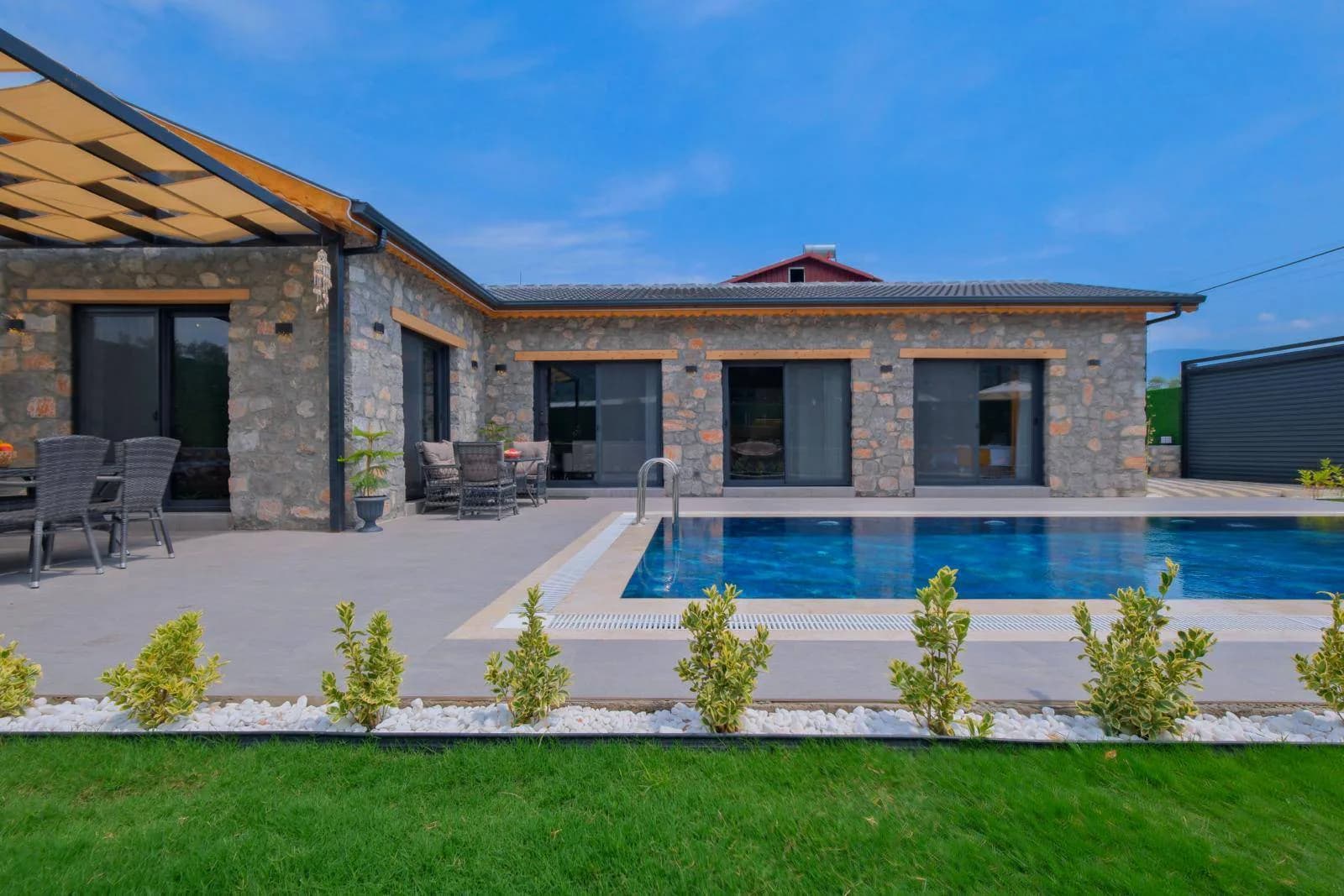 Fethiye Karaçulha'da Çekirdek Ailelere Uygun, Özel Havuzlu, Kiralık Villa görsel 2