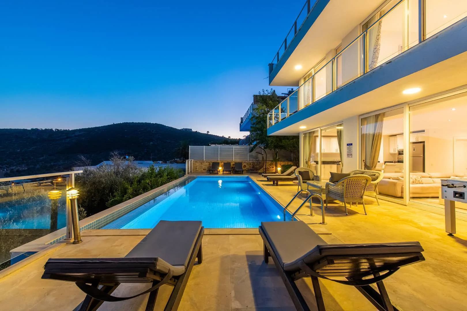 Kaş Kalkan'da Denize Yakın, Kalabalık Aileler İçin Uygun, Şık Villa görsel 2
