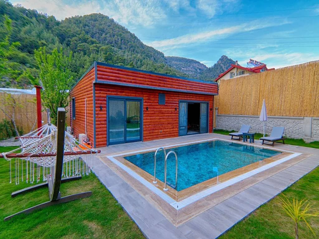 Fethiye İnlice'de Sakin Konumda, Özel Havuzlu, 4 Kişilik Villa görsel 1