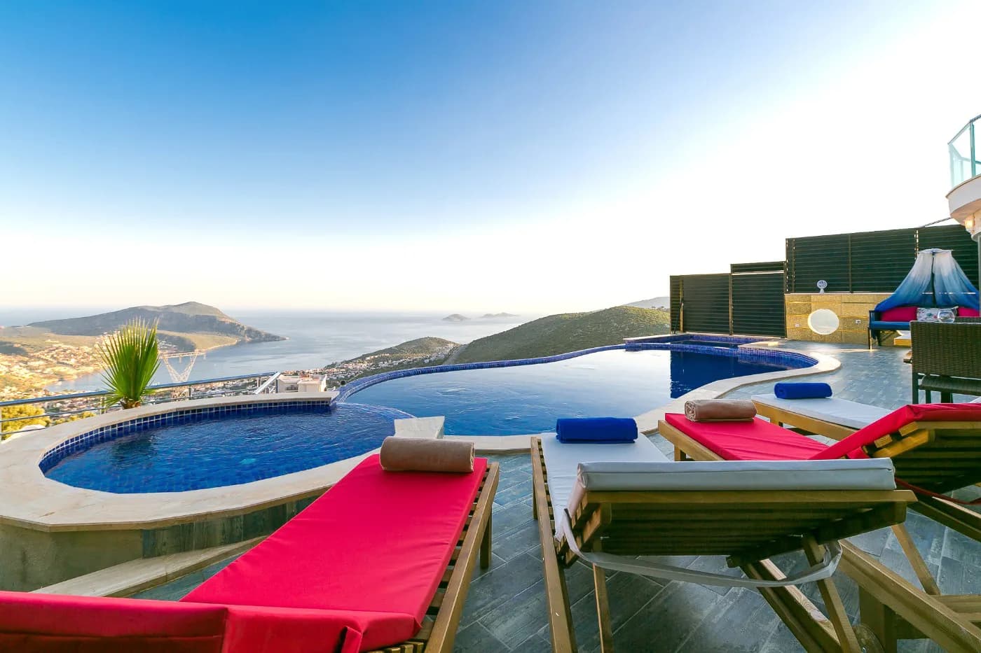 Kalkan Akbel'de Enfes Doğada, Sonsuzluk Havuzlu, Lüks Villa görsel 3