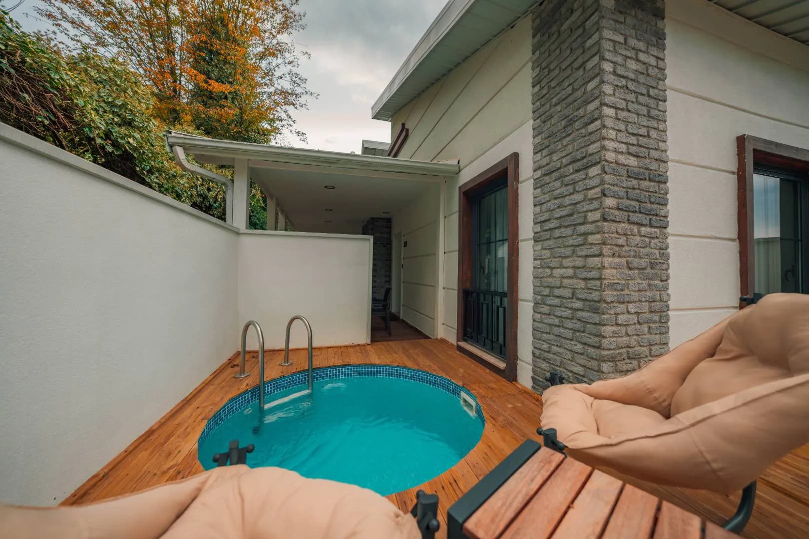 Kırkpınar'da Balayı Çiftlerine Uygun, Serinleme Havuzlu, Lüks Villa görsel 1