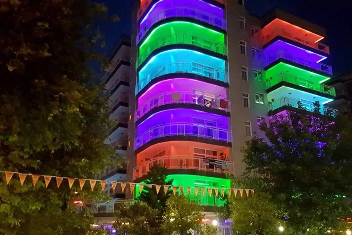 Antalya Alanya'da Ailelere Uygun, Ortak Havuzlu, 1+1 Suite görsel 2