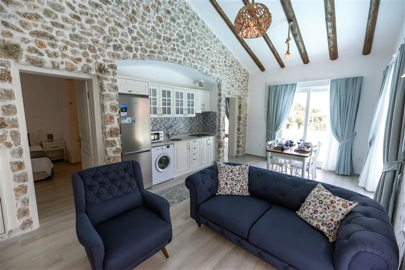 Fethiye Ölüdeniz'de Bahçe İçerisinde, Özel Havuzlu, Müstakil Villa görsel 3
