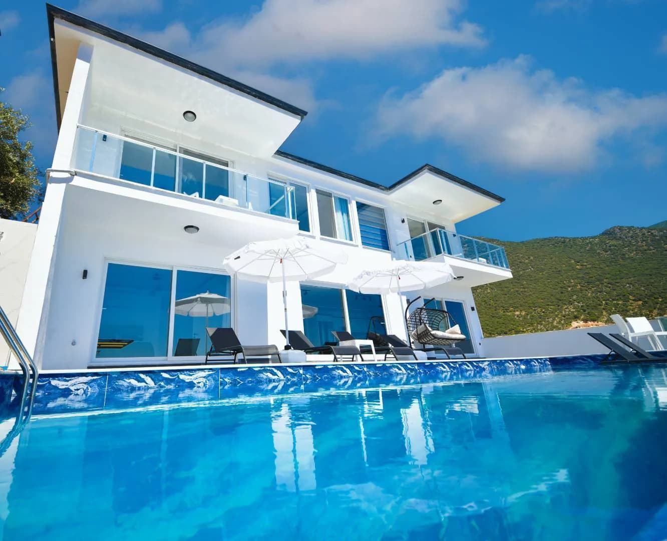 Kaş Belenli'de Doğa ve Deniz Manzaralı, Özel Havuzlu, Bahçeli Villa görsel 2