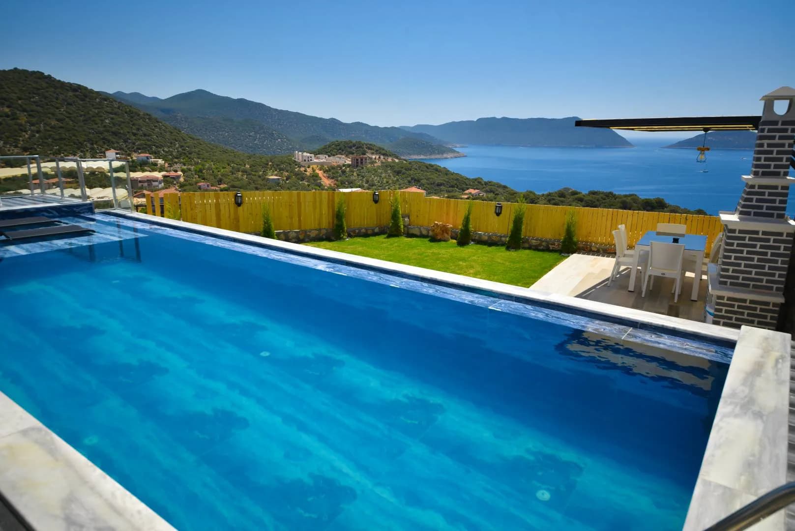 Kaş Belenli'de Doğa ve Deniz Manzaralı, Özel Havuzlu, Bahçeli Villa görsel 1