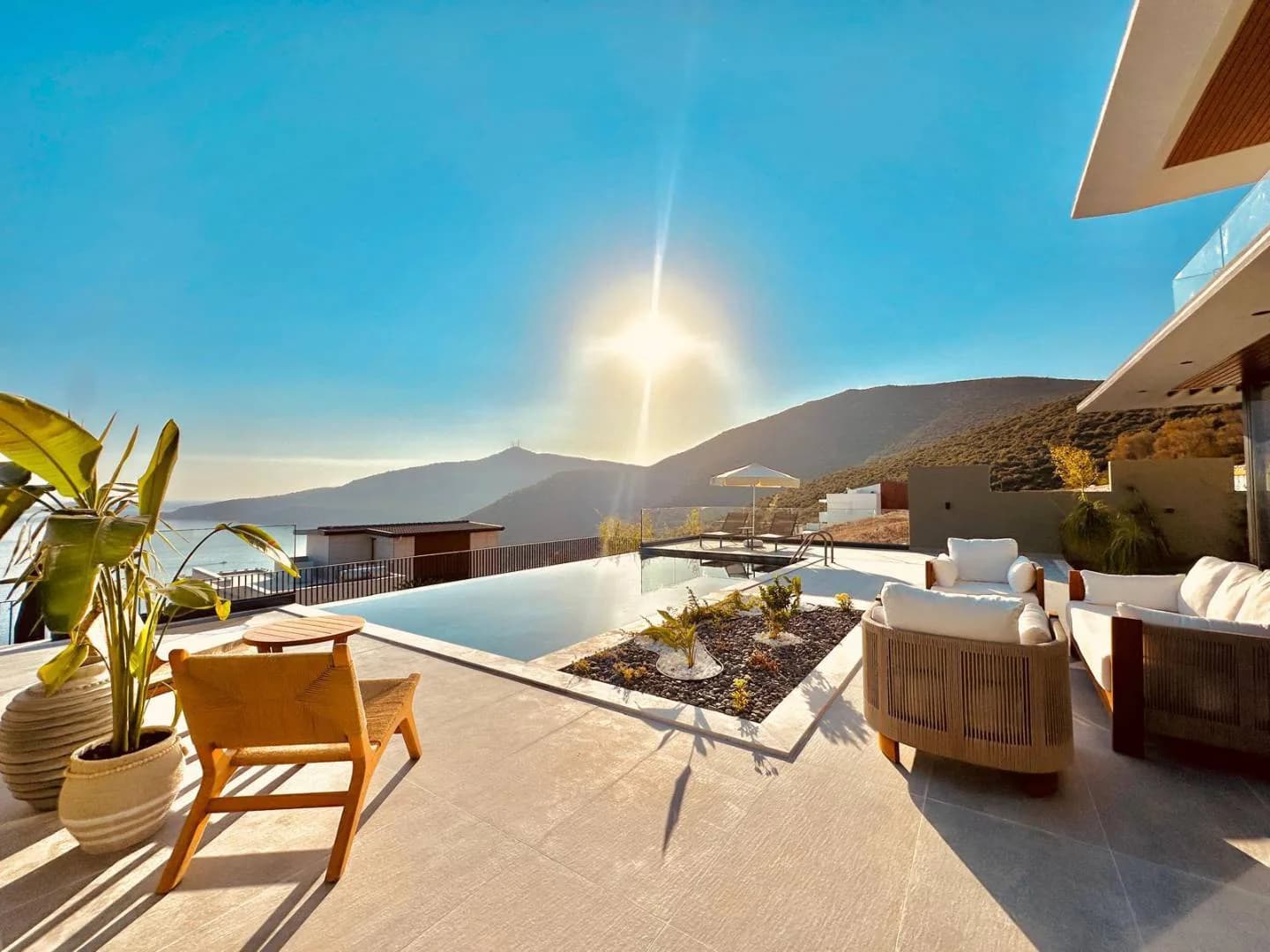 Kaş Kalkan'da Büyüleyici Deniz Manzaralı, Özel Havuzlu, 3+1 Villa görsel 1