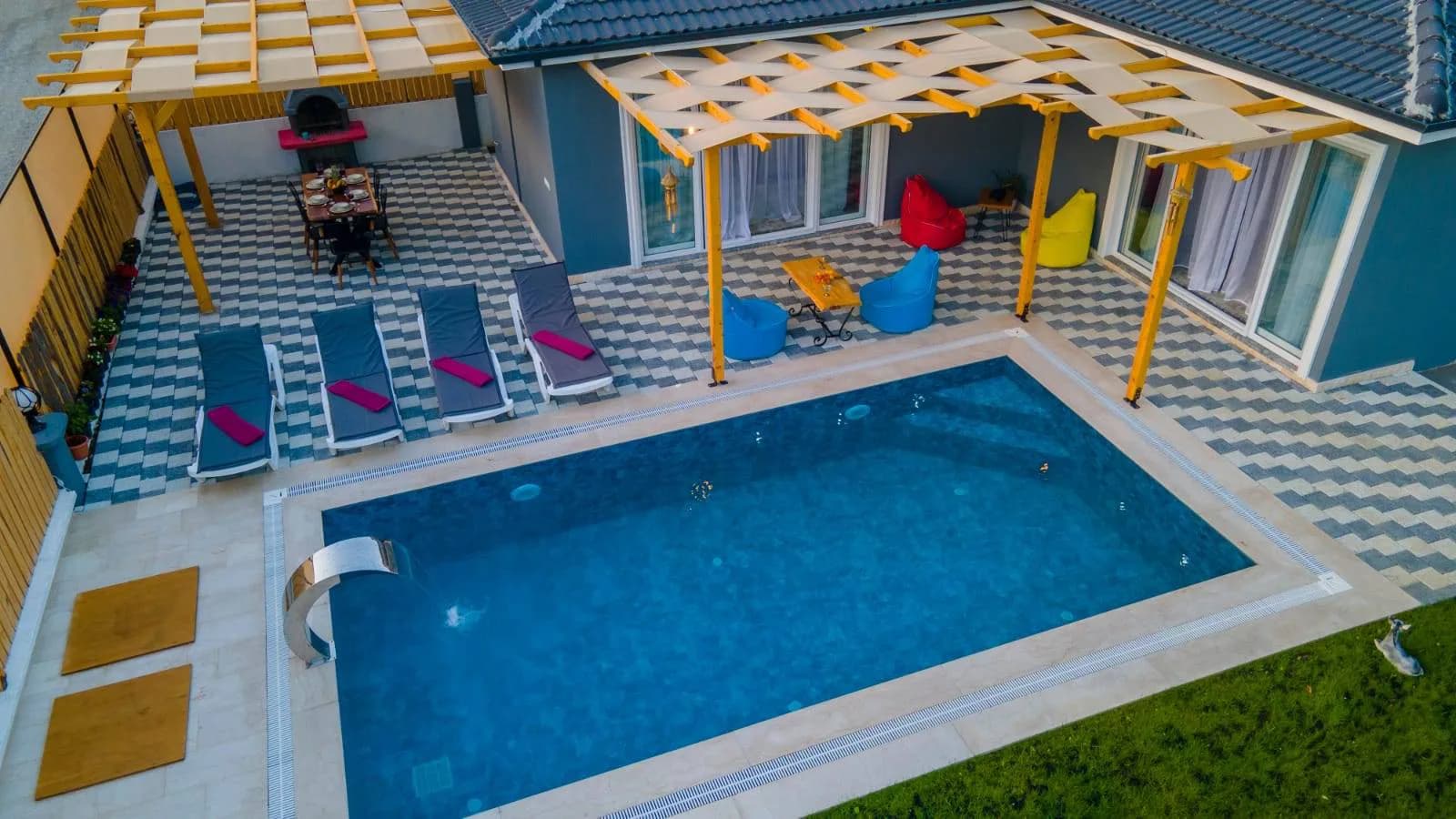 Muğla Fethiye'de Sakin Konumda, Özel Havuzlu, Kiralık Villa görsel 3