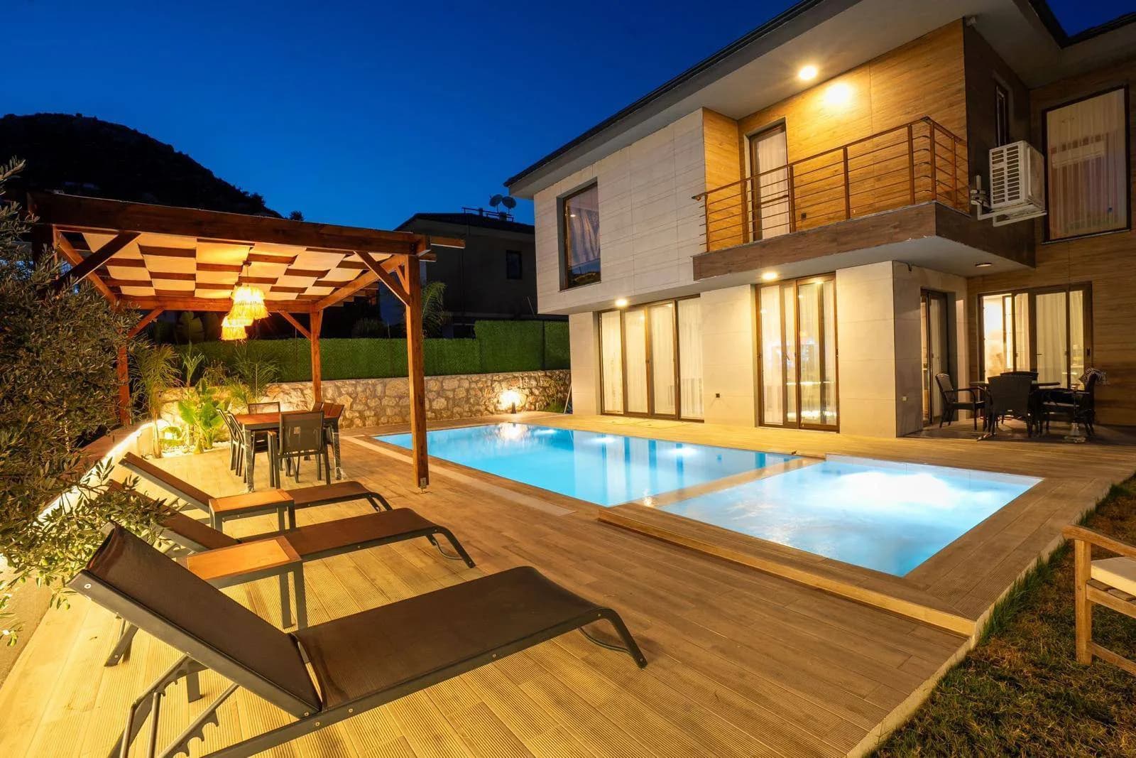 Marmaris Söğüt'te Muhteşem Doğada, Özel Havuzlu, Jakuzili Villa görsel 1