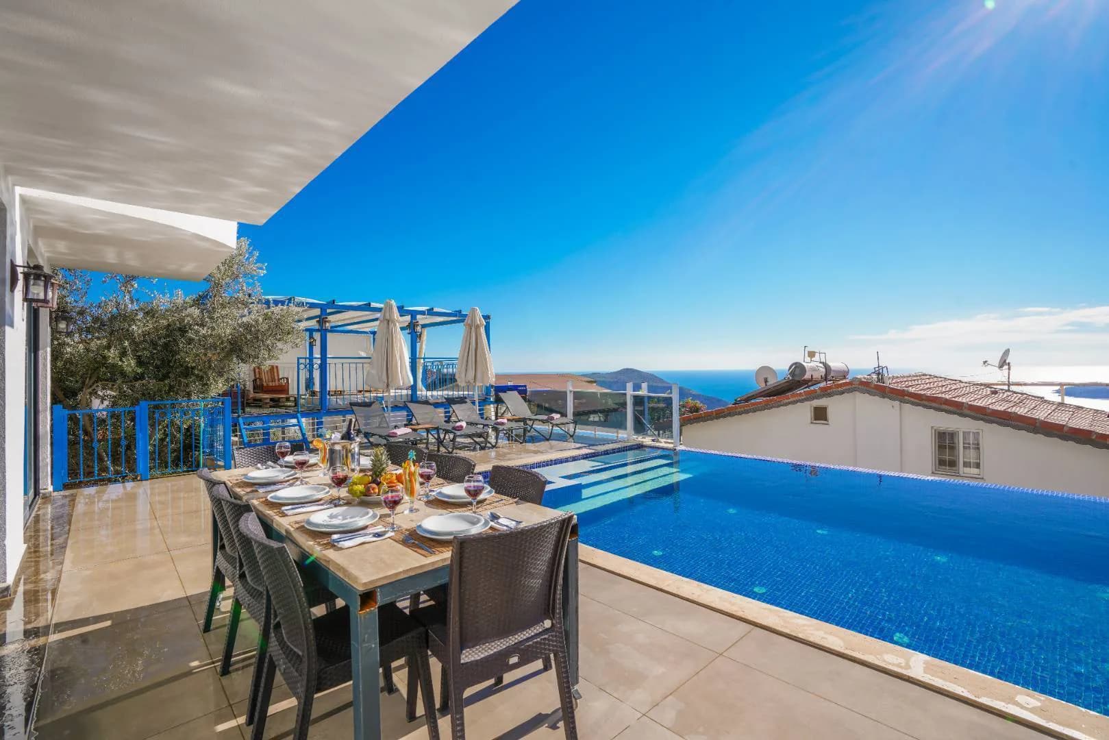 Kaş Bezirgan'da Muhteşem Deniz Manzaralı, Özel Havuzlu, Lüks Villa görsel 3