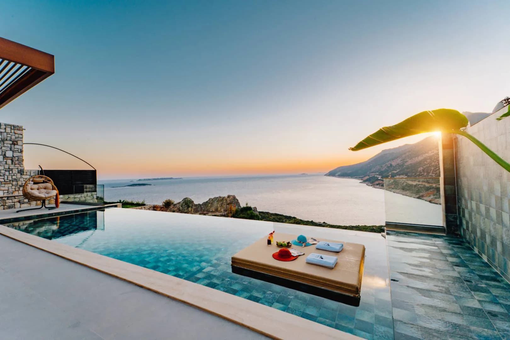 Kaş'ta Deniz Ve Doğa Manzaralı, Sonsuzluk Havuzlu, Lüks Villa görsel 3