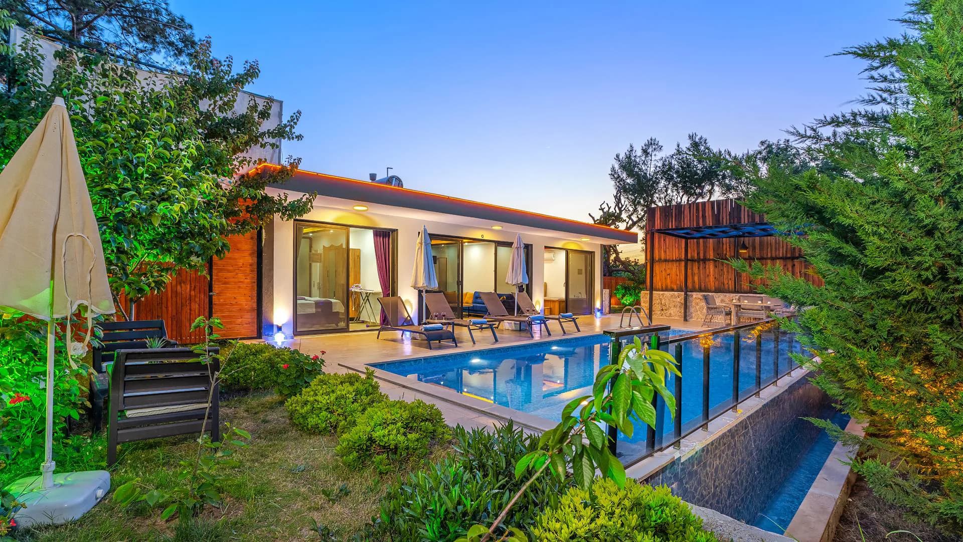 Kaş İslamlar'da Huzur Dolu Doğada, Özel Havuzlu, Geniş Bahçeli Villa görsel 1