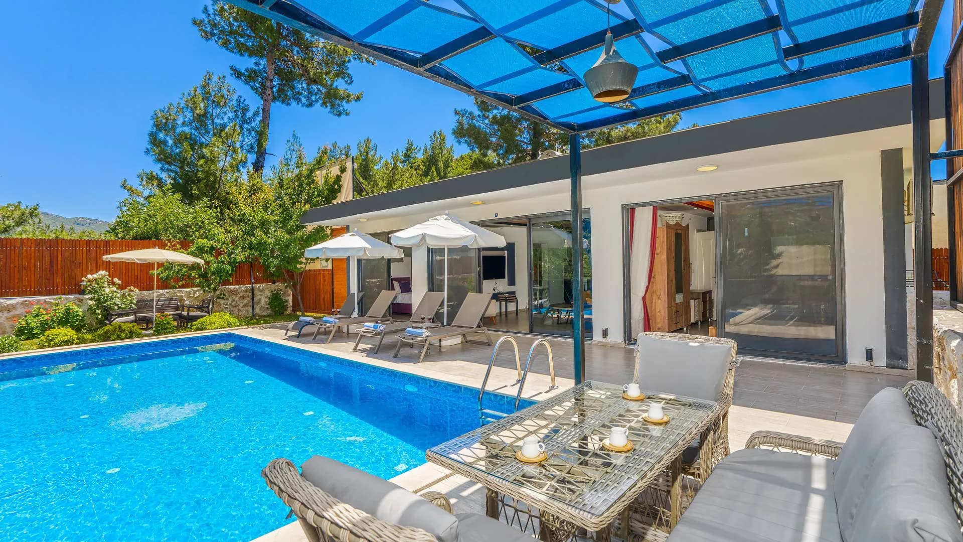 Kaş İslamlar'da Huzur Dolu Doğada, Özel Havuzlu, Geniş Bahçeli Villa görsel 3
