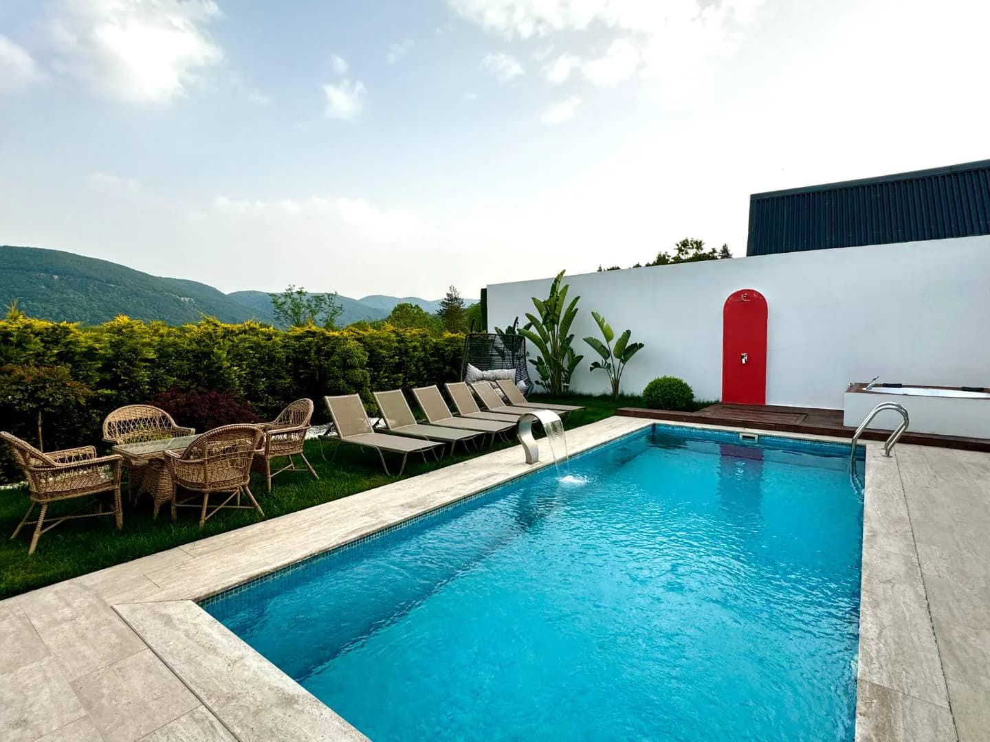 Sapanca Memnuniye'de 2+1, Şömineli, Tatil Villası görsel 2