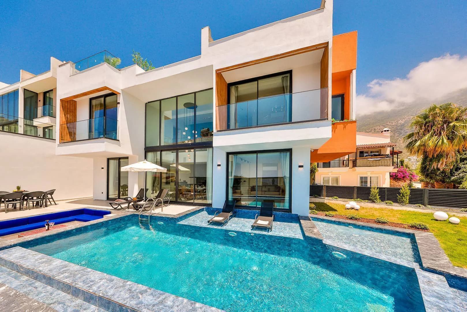 Kaş Kalkan'da Çekirdek Ailelere Uygun, Özel Havuzlu, Lüks Villa görsel 3