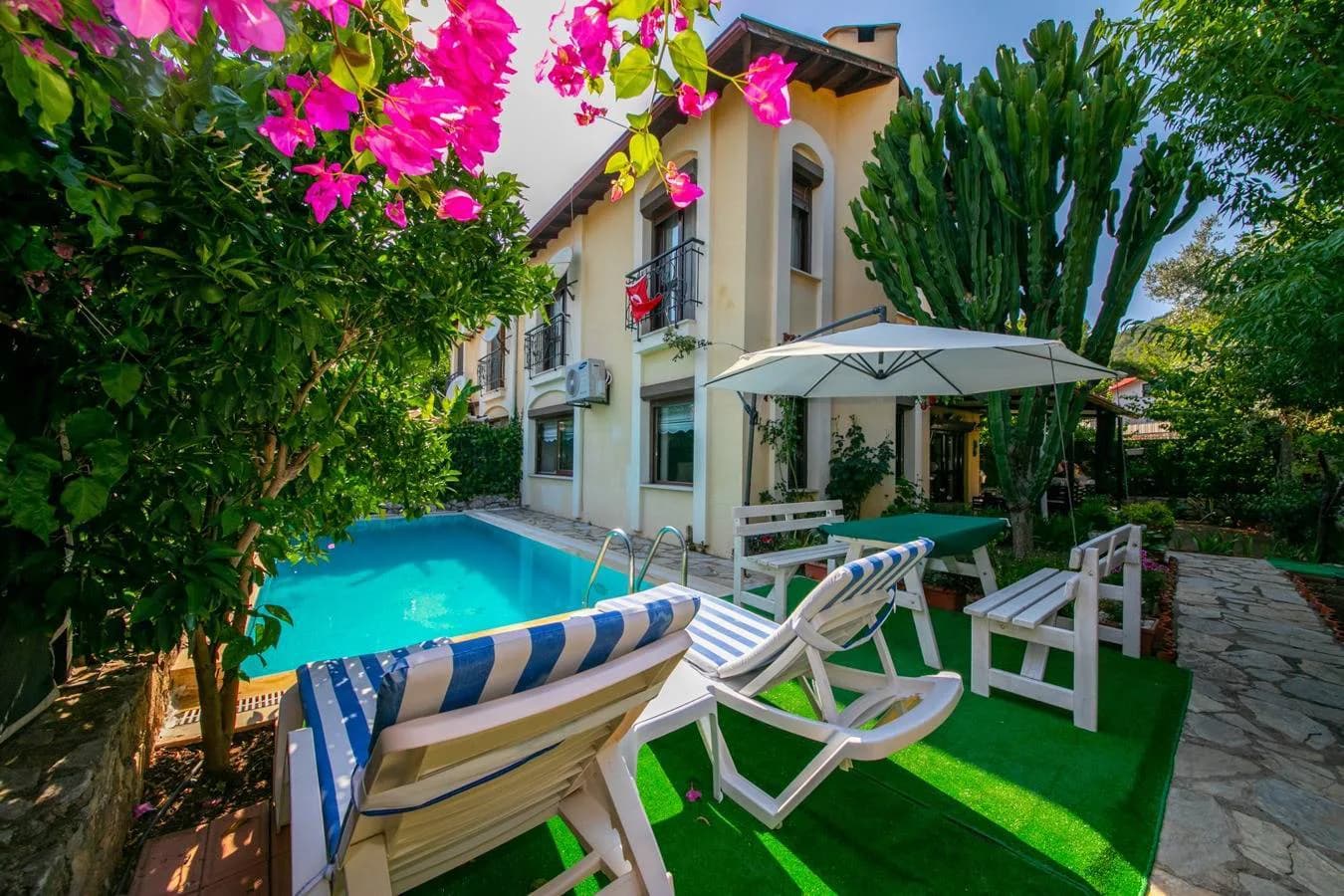 Muğla Marmaris'te Yeşillikler İçerisinde, Özel Havuzlu, Kiralık Villa görsel 1
