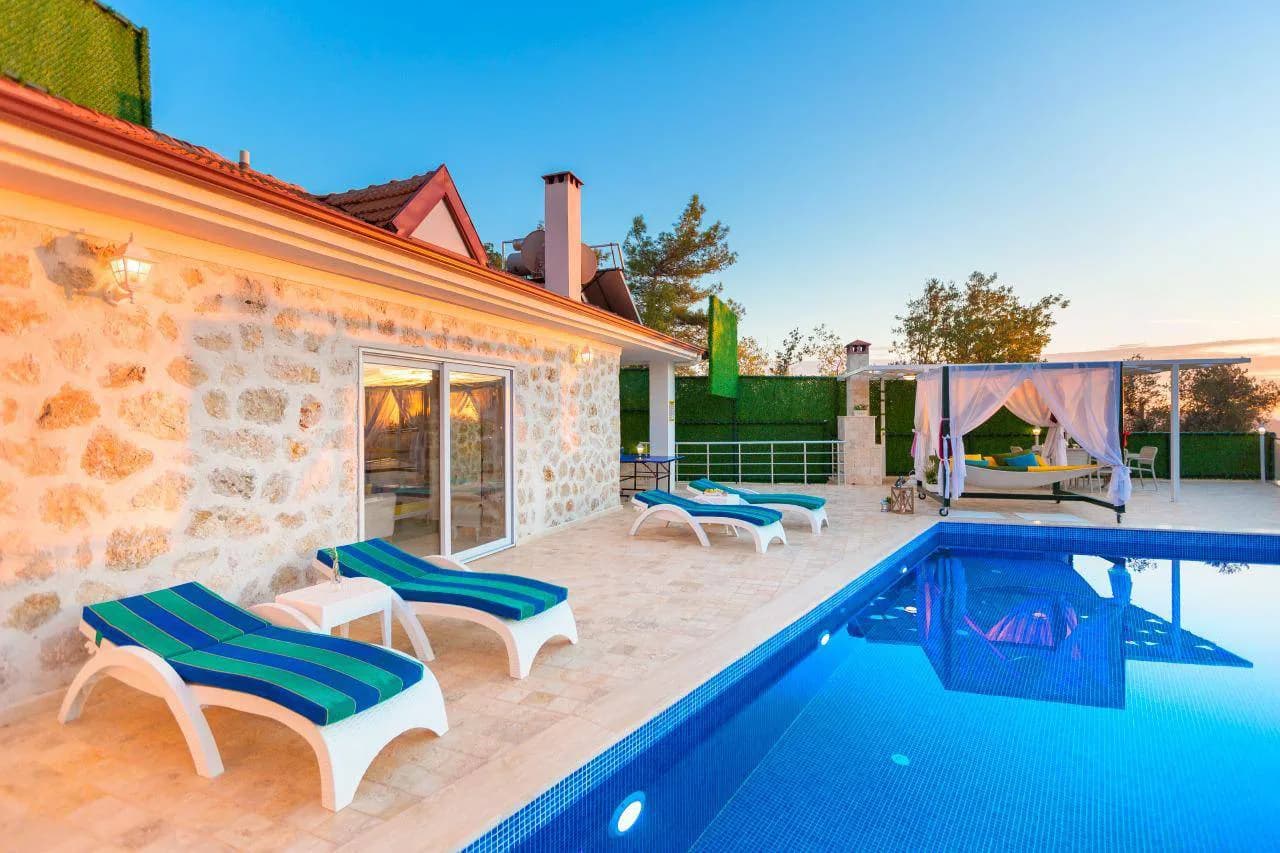 Kaş İslamlar'da Göz Alıcı Doğa İçerisinde, Özel Havuzlu, Kiralık Villa görsel 1