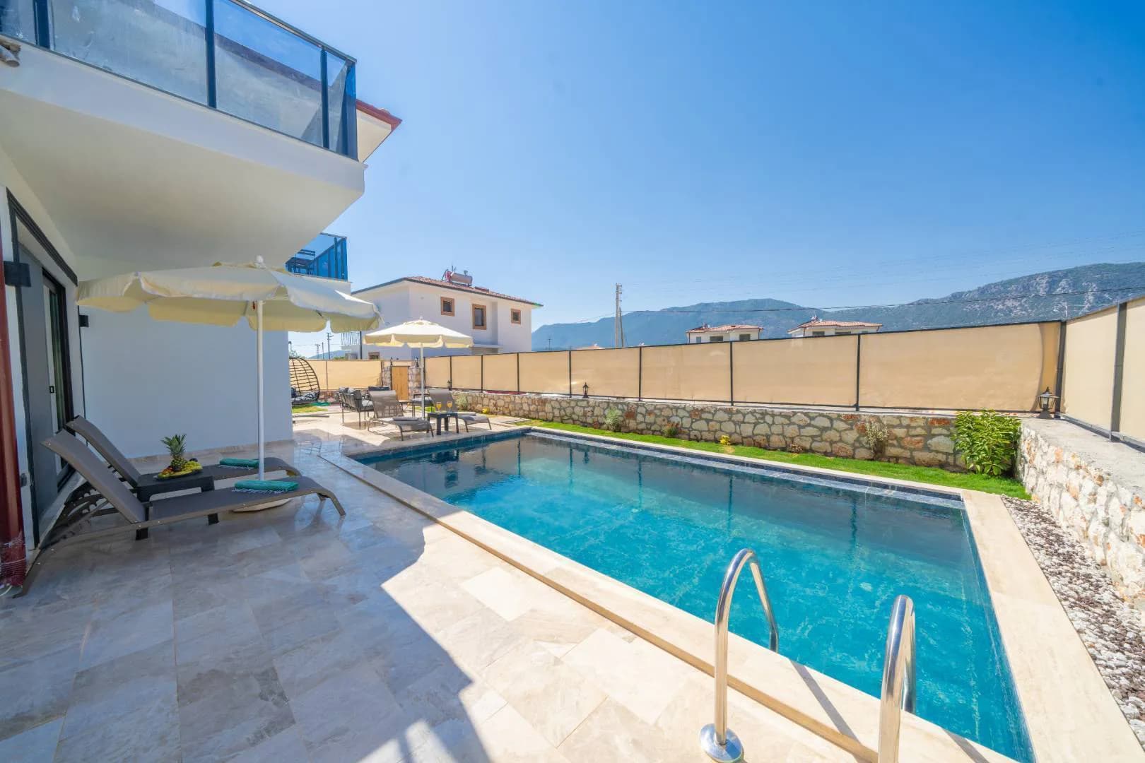 Kaş Andifli'de Yeşilliklerle Dolu Doğada, Özel Havuzlu, Modern Villa görsel 3