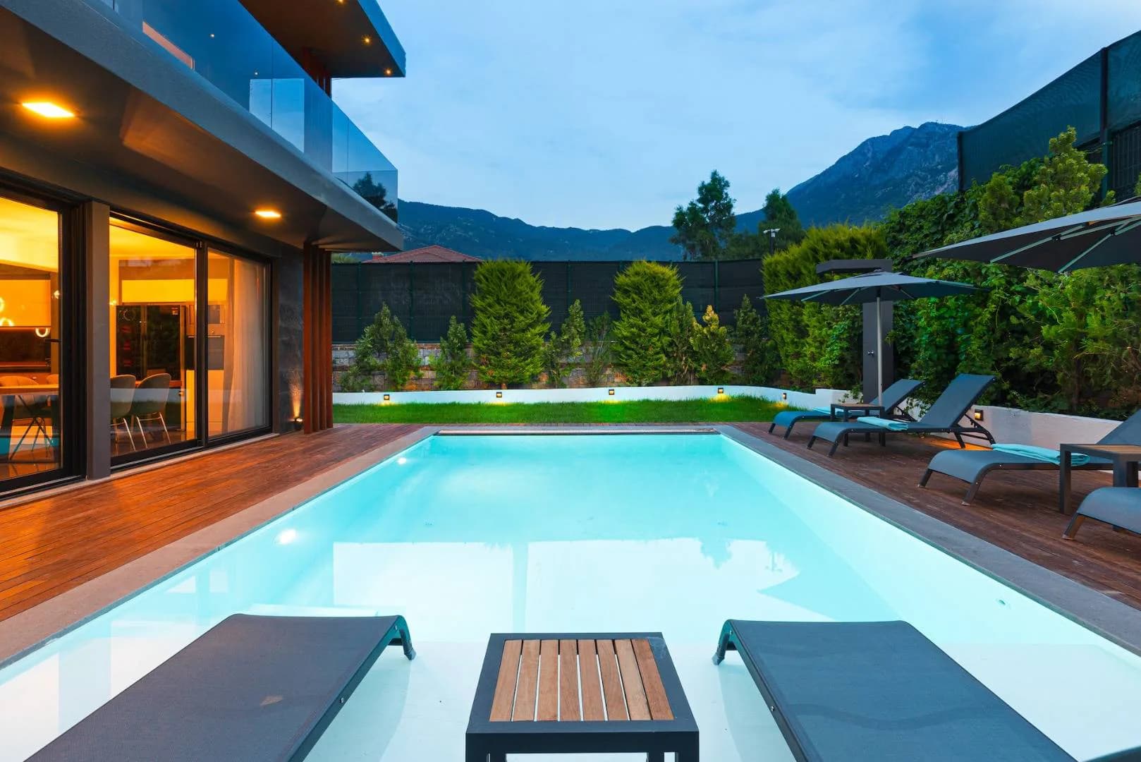 Fethiye Ölüdeniz'de Tasarımıyla Büyüleyen, Özel Havuzlu, Kiralık Villa görsel 3