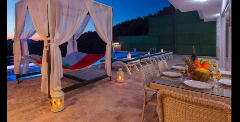 Kaş İslamlar'da Gözlerden Uzak Konumda, Özel Havuzlu, Kiralık Villa görsel 2