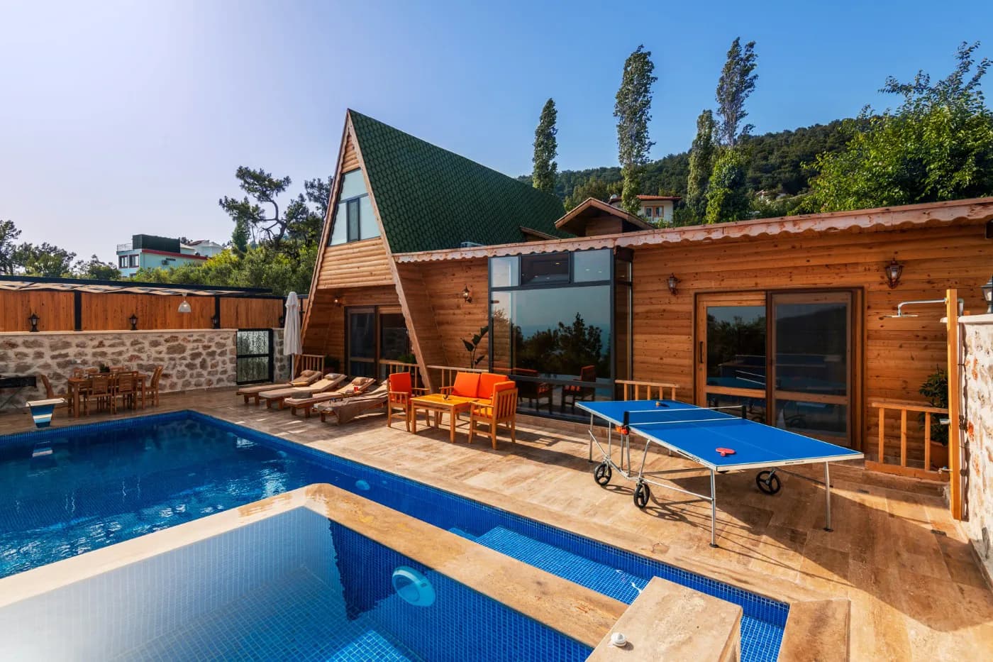 Kaş İslamlar'da Ahşap Mimarili, Isıtmalı Havuzlu, Korunaklı Villa görsel 1
